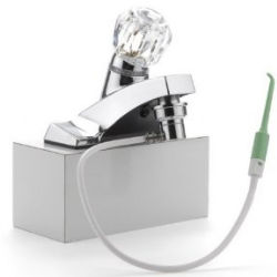 Editor’s Third Choice: QuickBreeze Oral Irrigator